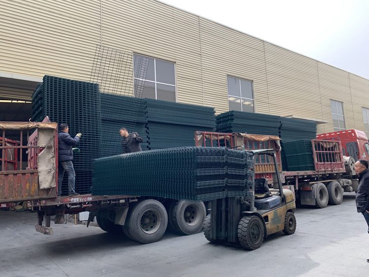 发货现场18631858321